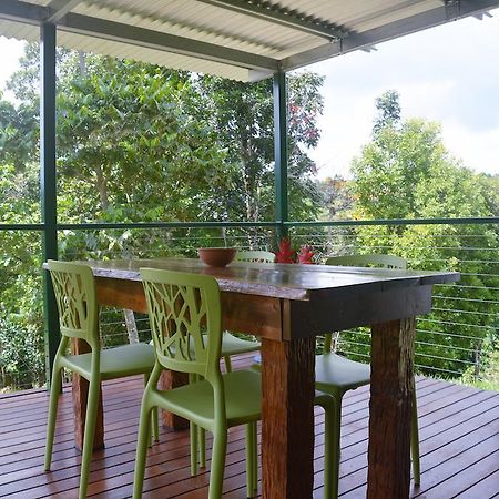 Mena Creek Flower House Экстерьер фото