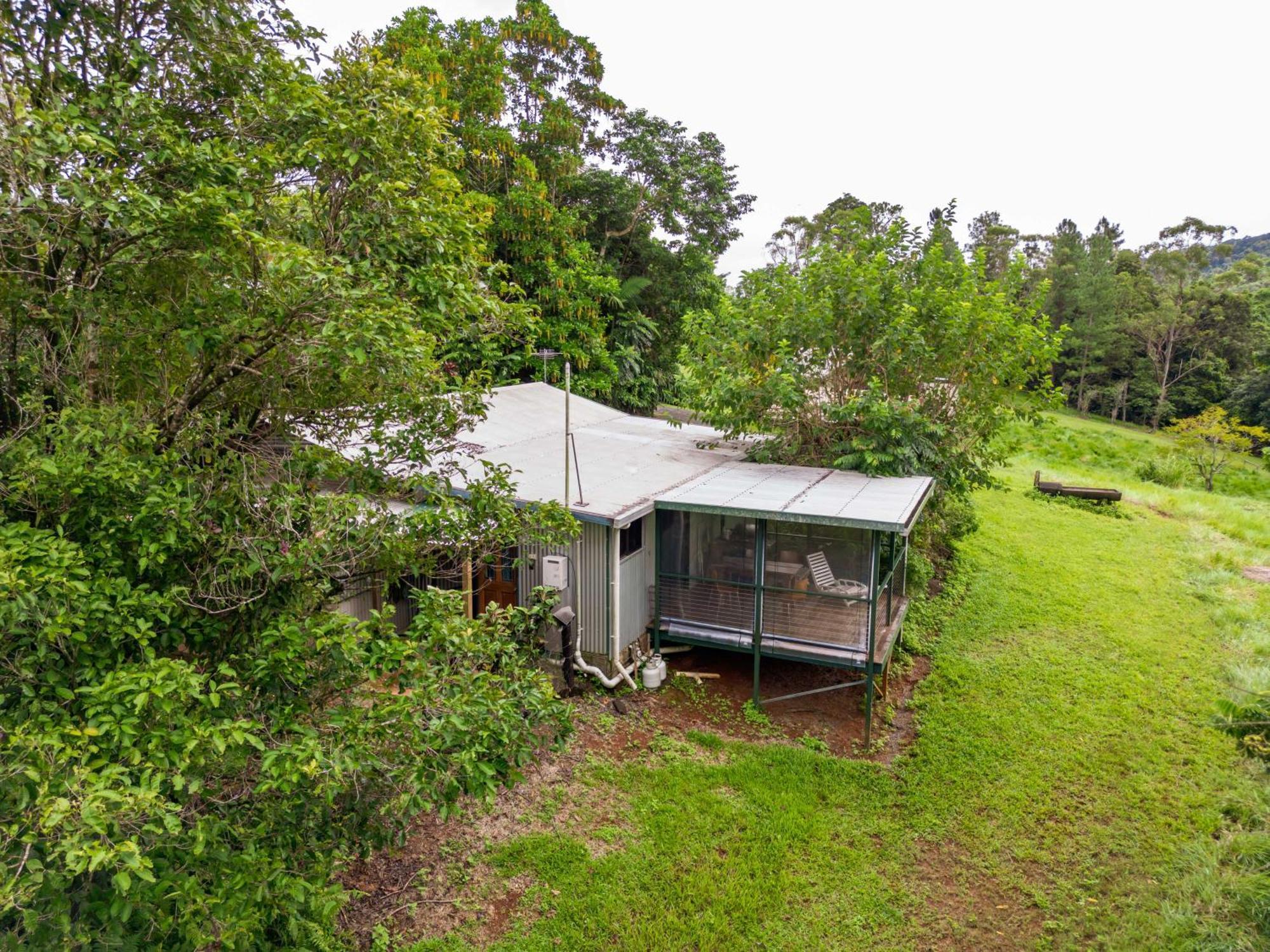 Mena Creek Flower House Экстерьер фото